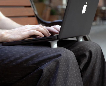 Slipp hettan från datorn när du har den i knäet