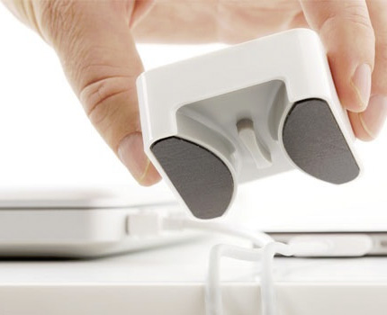 Fodralet har även en praktisk ficka för sedlar, kreditkort mm.